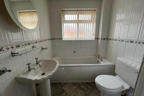 63 Ambleside Close, Bradley, Bilston, WV14 0SN