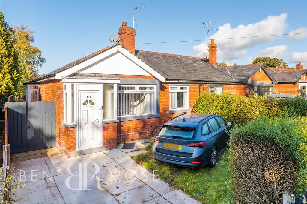Pilling Lane, Chorley 2 bed semidetached bungalow for sale £179,995