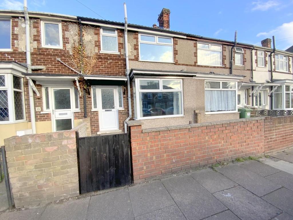 Chelmsford Avenue, Grimsby 3 bed semidetached house £100,000