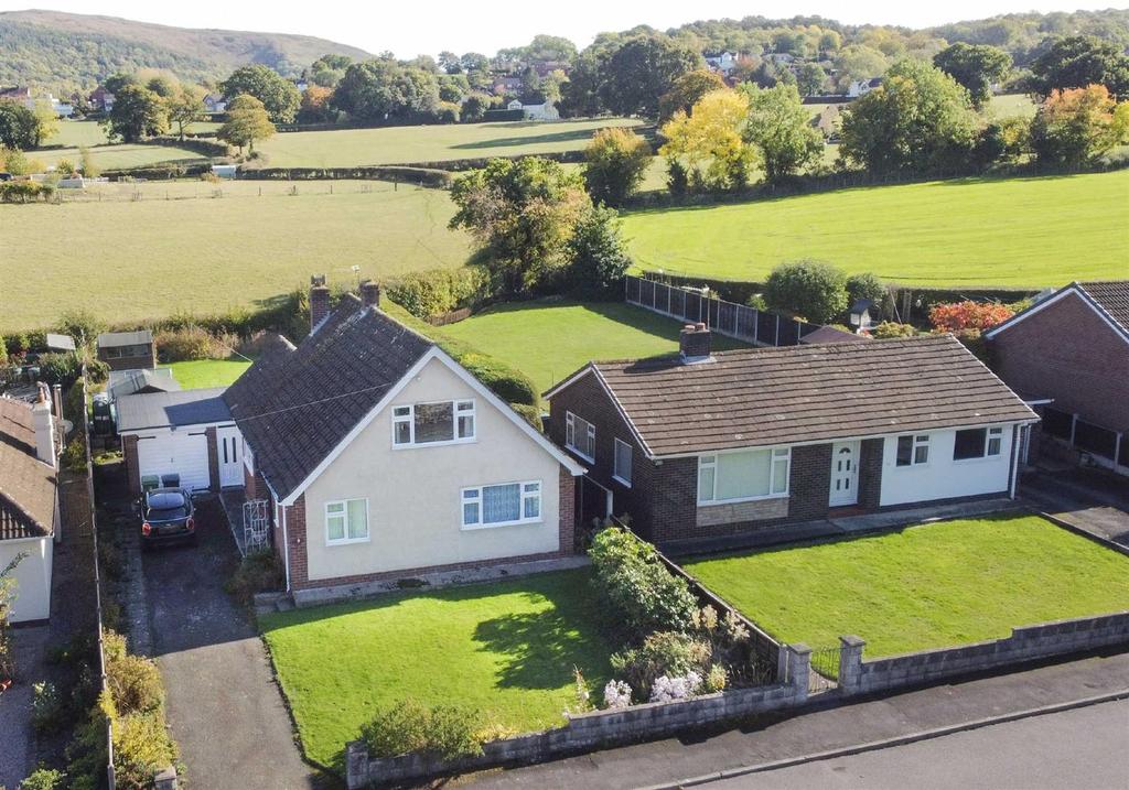 Ashford Avenue, Pontesbury, Shrewsbury 2 bed detached bungalow for sale