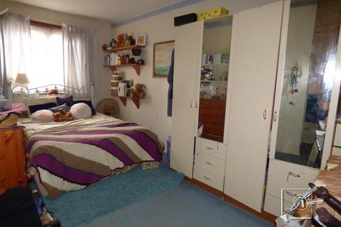 4 Ifield Way, Gravesend, DA12 5UJ