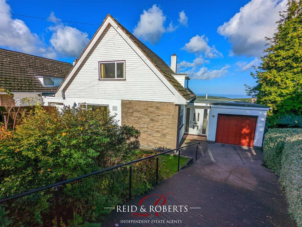Celyn Park, Carmel, Holywell 3 bed detached bungalow £250,000