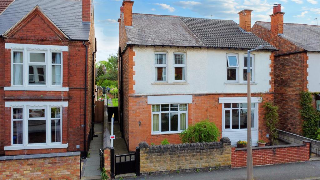 Charlton Avenue Long Eaton 3 Bed Semi Detached House £269 950