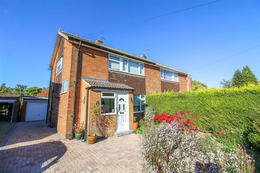 Shirley Avenue, Ripon 3 bed semidetached house £290,000