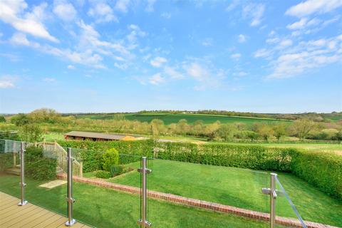 3 Meadow Park, Shebbear, Beaworthy, EX21 5QJ