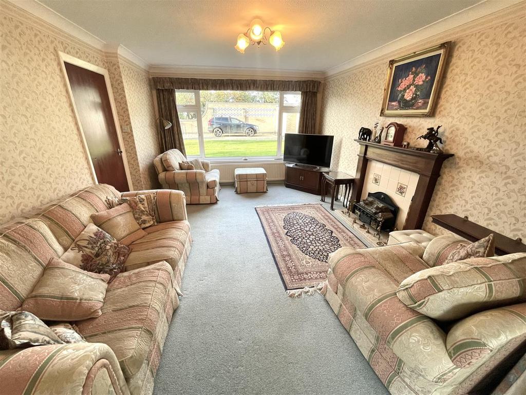 Rutland Gardens, Gosberton, Spalding 4 bed detached house £309,950