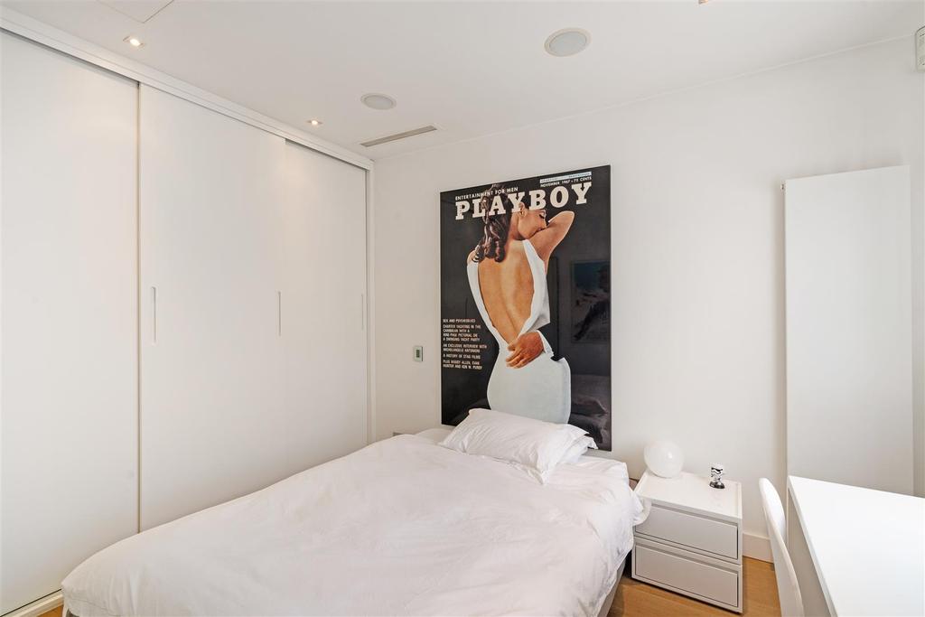 24a HIgh Street Bedroom 3.jpg