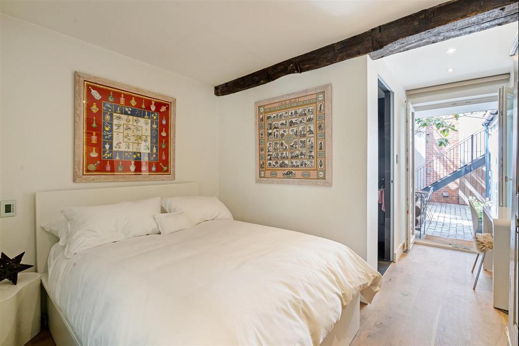 24a High Street Bedroom 4.jpg