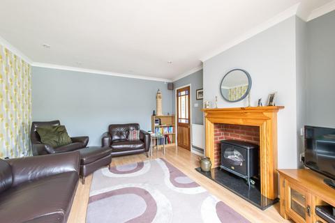 73 Windsor Drive, Dartford, DA1 3HW