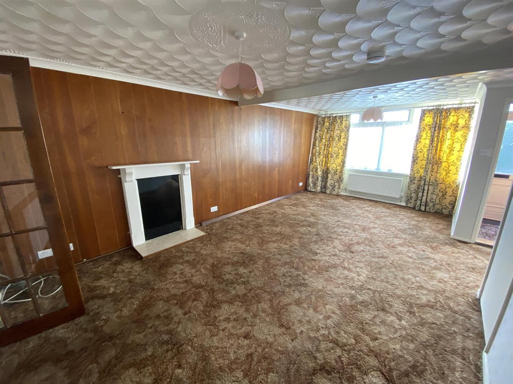 Pottery Street, Llanelli 2 bed terraced house £89,950