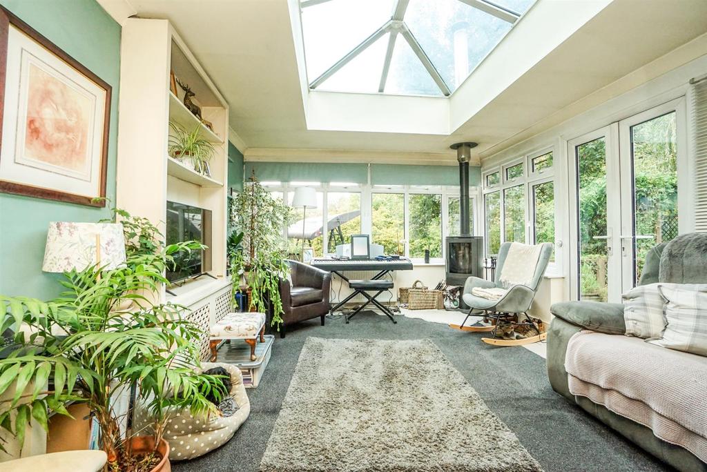 New Cut, Westfield, Hastings 3 bed end of terrace house £349,950