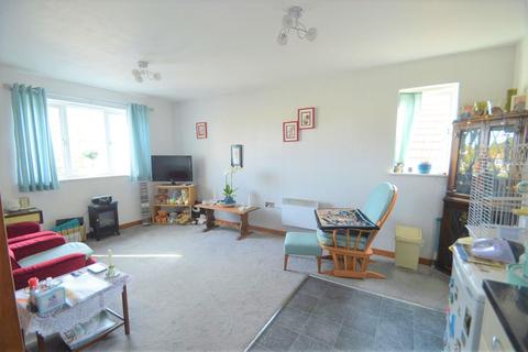 2 bedroom apartment for sale - Ashingdon Road, Rochford