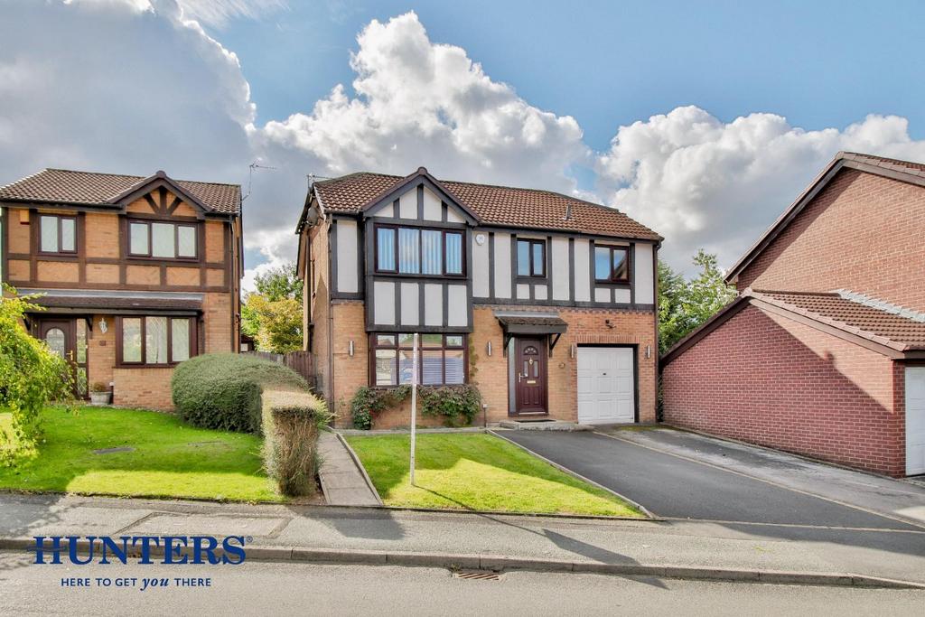 Gildersdale Drive, Manchester 5 bed detached house £350,000