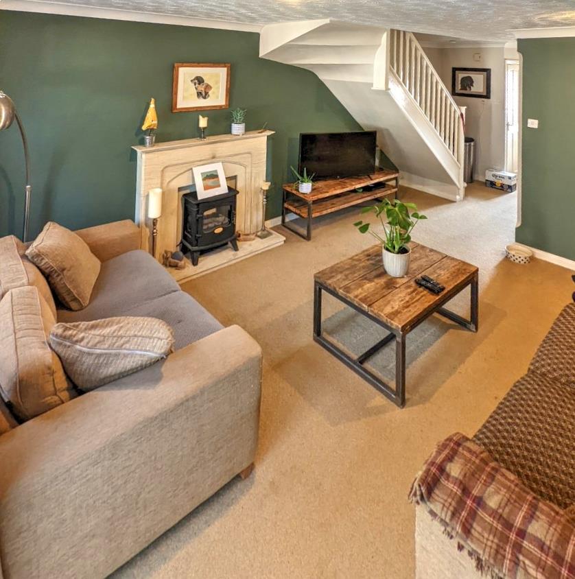 Merley Gate, Morpeth 2 bed terraced house £165,000