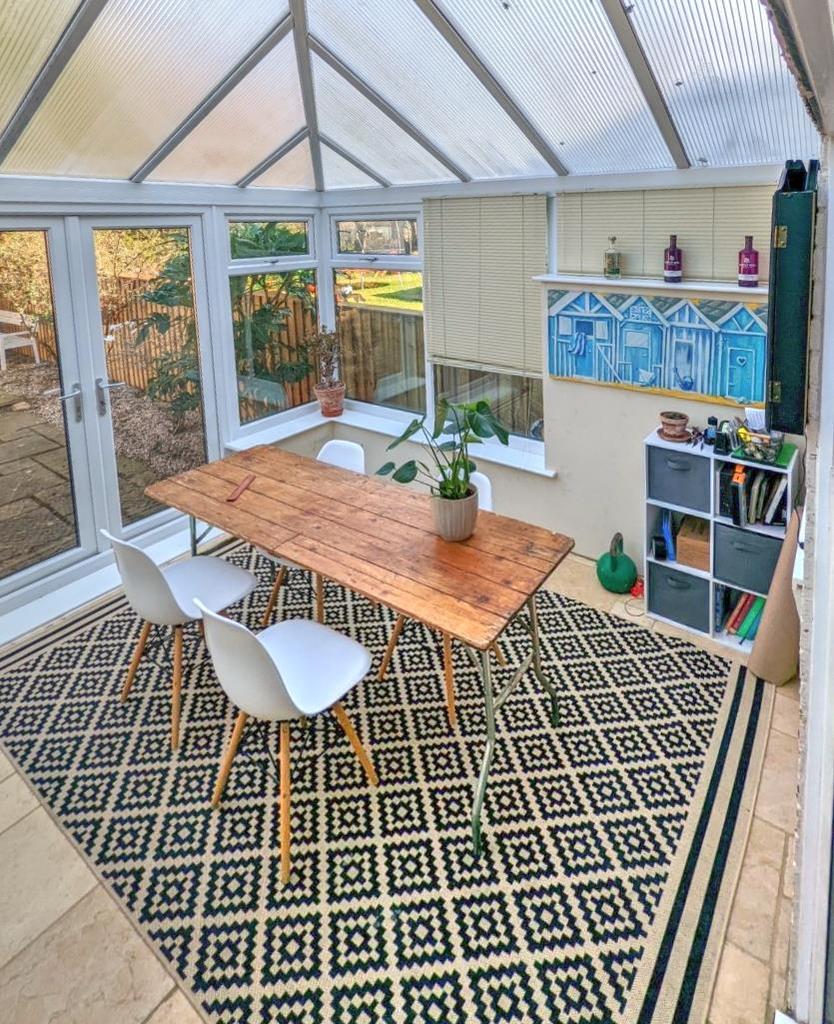 Merley Gate, Morpeth 2 bed terraced house £165,000