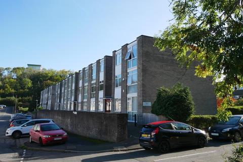 Flat 15, Gainsborough Court Bridge Street, Penarth, CF64 2LJ