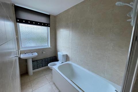 Flat 15, Gainsborough Court Bridge Street, Penarth, CF64 2LJ