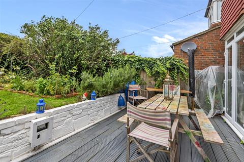 39 The Roystons, Surbiton, KT5 8HH