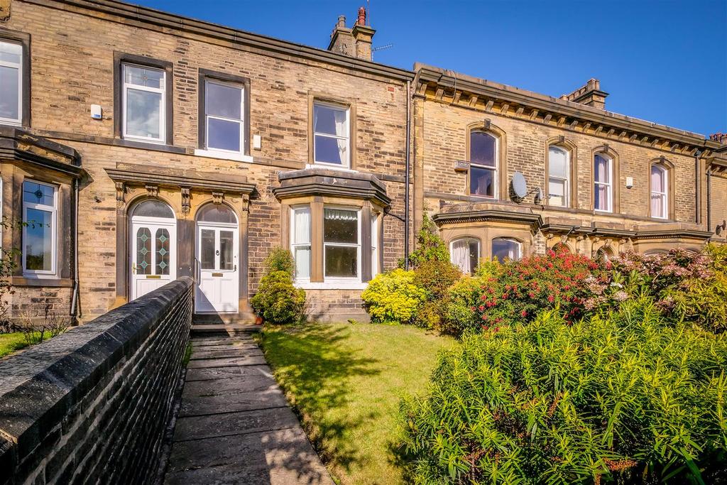 Savile Park, Halifax 5 bed terraced house £325,000