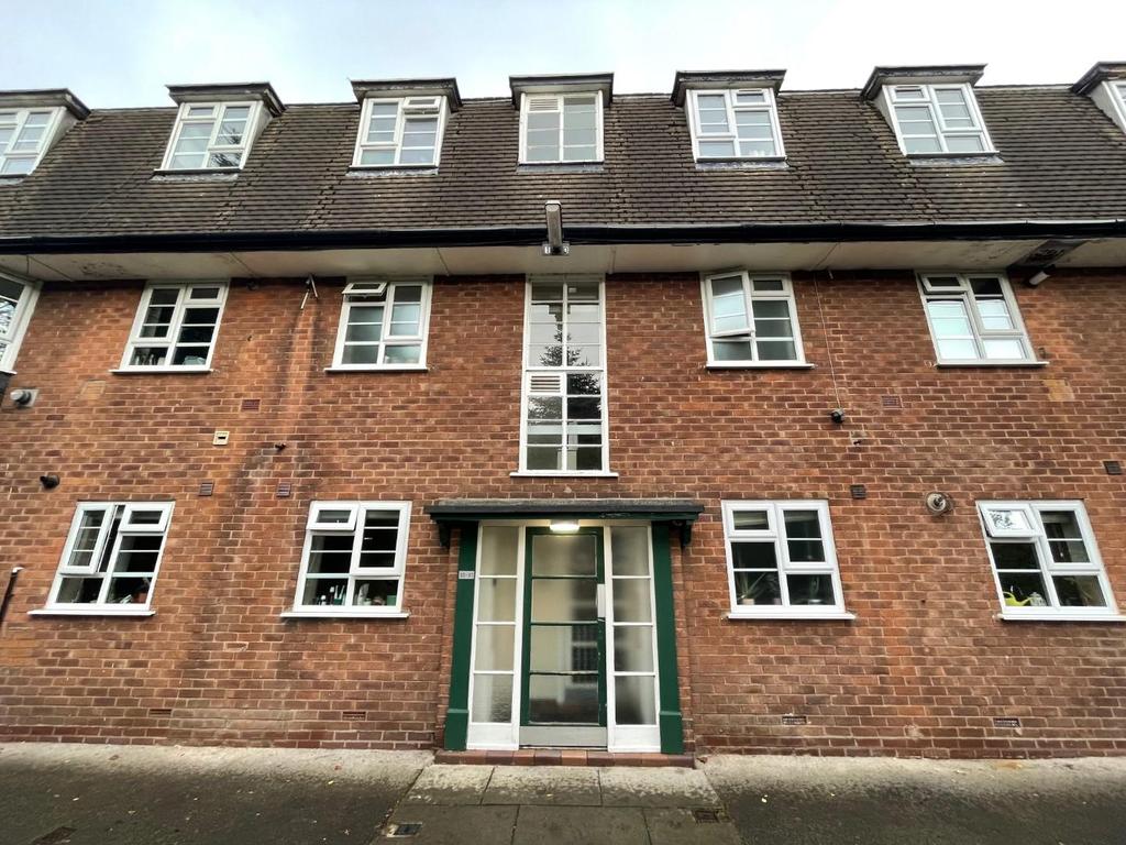 Wilmslow Road, Didsbury 2 bed flat £1,100 pcm (£254 pw)