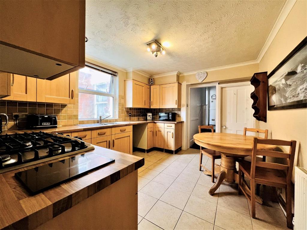 Kitchen.jpeg