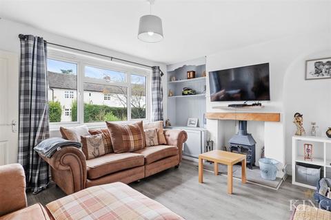 26 High Street, Broom, Alcester, B50 4HJ