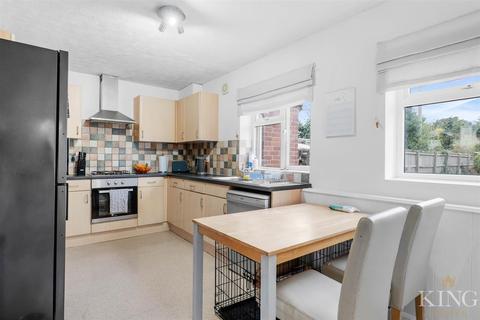 26 High Street, Broom, Alcester, B50 4HJ