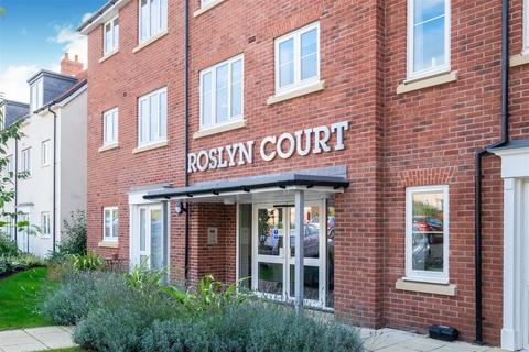 2 bedroom apartment for sale, Roslyn Court, Lisle Lane, Ely, Cambridgeshire, CB7 4FA