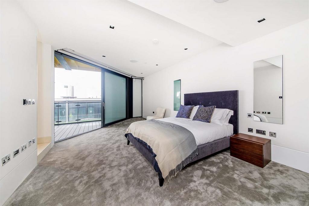 Bedroom 1.jpg