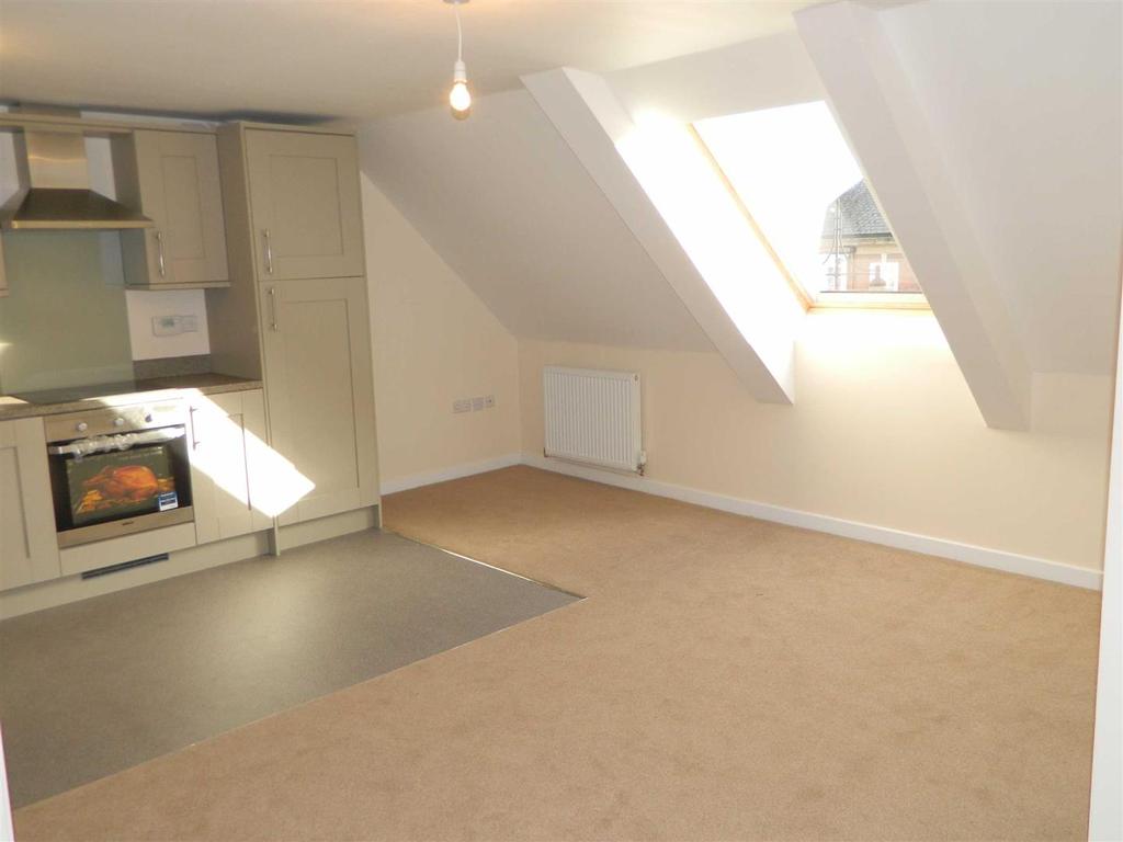 Belvedere Apartments, Whitley Road 2 bed apartment £625 pcm (£144 pw)