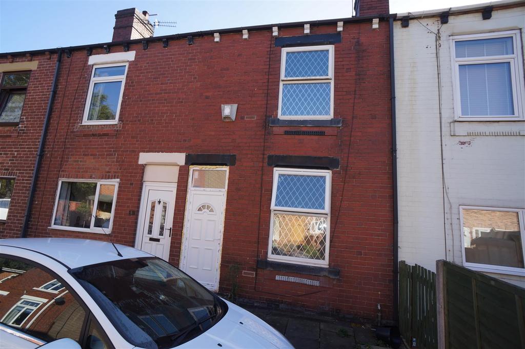 Hepworth Street, Castleford 2 bed terraced house £600 pcm (£138 pw)