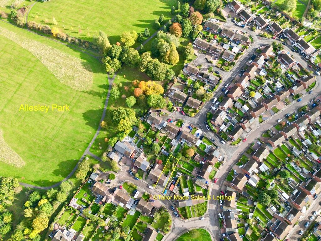 Wyld Court, Allesley Park, Coventry 3 bed semidetached house £