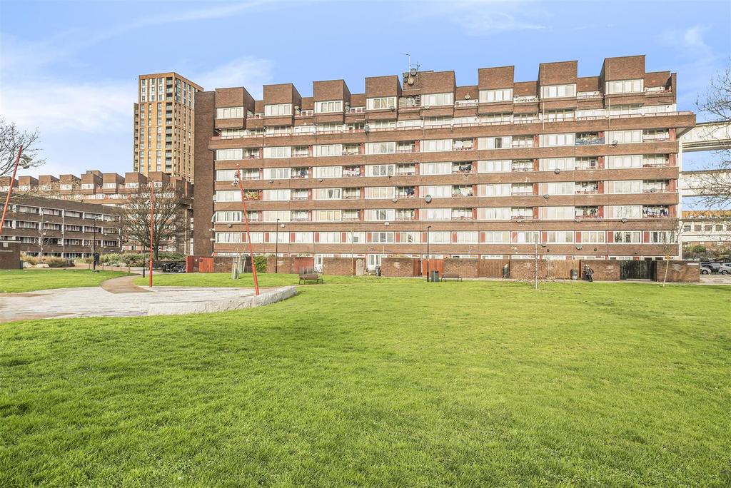 Windlass Place, Deptford 5 bed apartment £450,000