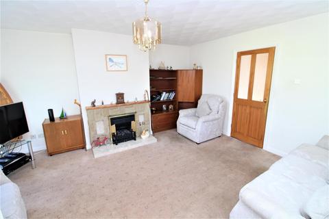 3 bedroom detached bungalow for sale - Ffordd Cynan, Wrexham