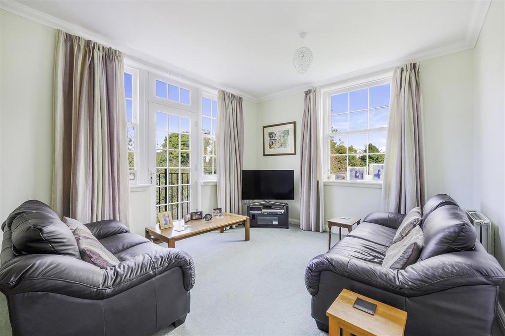The Tracery, Banstead 3 bed apartment £550,000