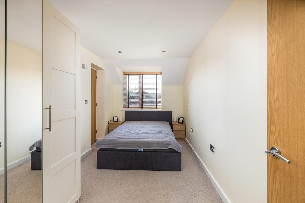3 Savoy Court 4.jpg