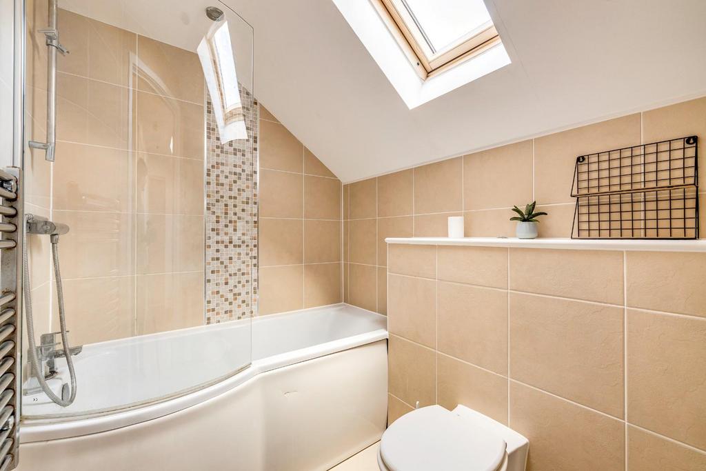 3 Savoy Court 13.jpg