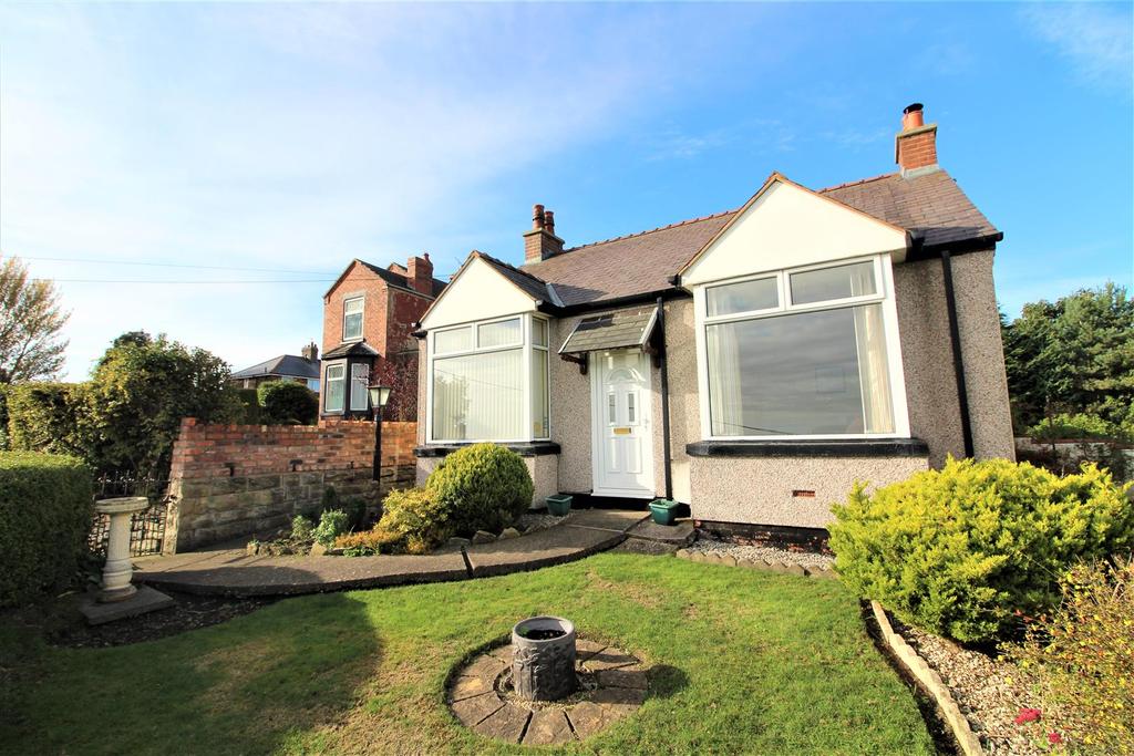 Penygraig Road, Brymbo, Wrexham 2 bed detached bungalow for sale £180,000