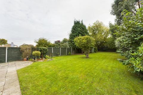 11 King Arthurs Drive, Strood, Rochester, ME2 3LZ