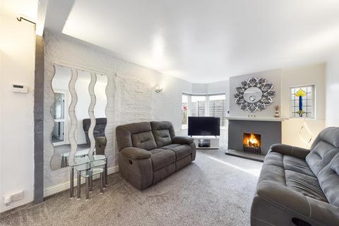 11 King Arthurs Drive, Strood, Rochester, ME2 3LZ
