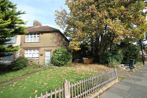 78 Northern Avenue, London, N9 9QX