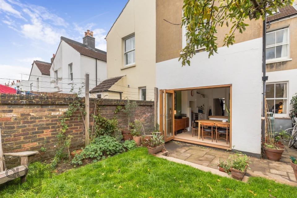 Addison Road, 115-18.JPG