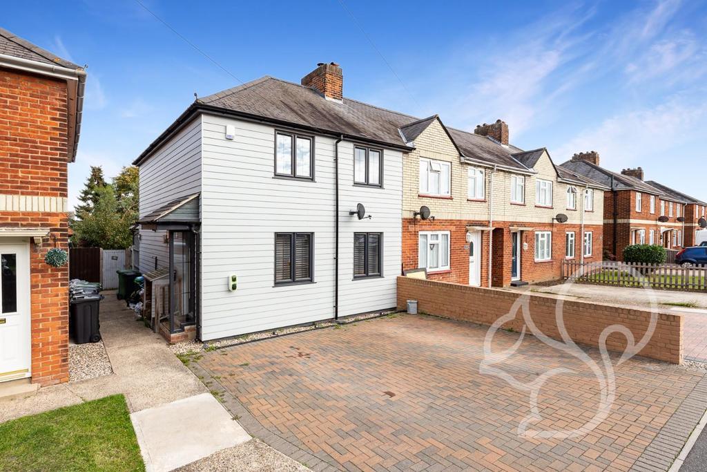 Ramsey Road, Halstead 3 bed house £1,200 pcm (£277 pw)
