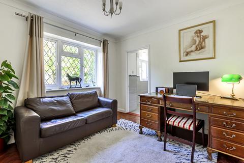 6 Beaufront Close, Camberley, GU15 1NQ