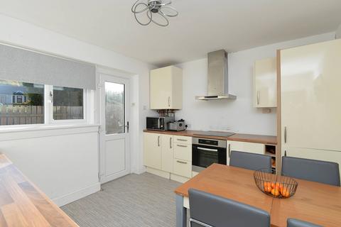 15 Park Crescent, Easthouses, Dalkeith, EH22 4EE