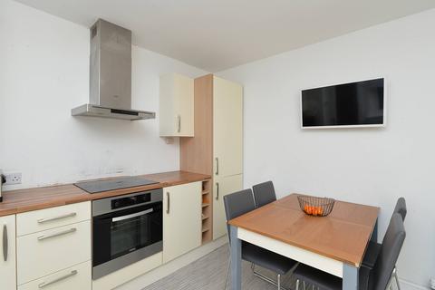 15 Park Crescent, Easthouses, Dalkeith, EH22 4EE