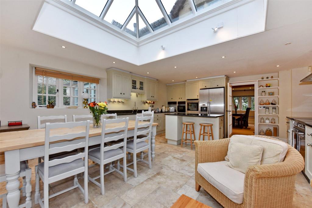 Breakfast Room