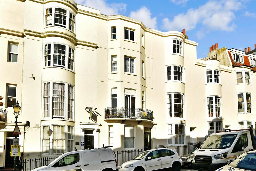 Waterloo Street, Hove, East Sussex 1 bed flat £300,000
