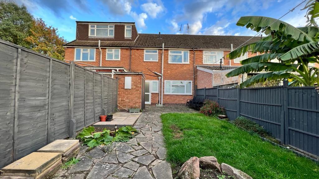 Yarningale Road, Willenhall, Coventry, CV3 3 bed terraced house for