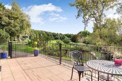 Bushylees Farm House Pear Tree Lane, Shorne, Gravesend, DA12 3JX